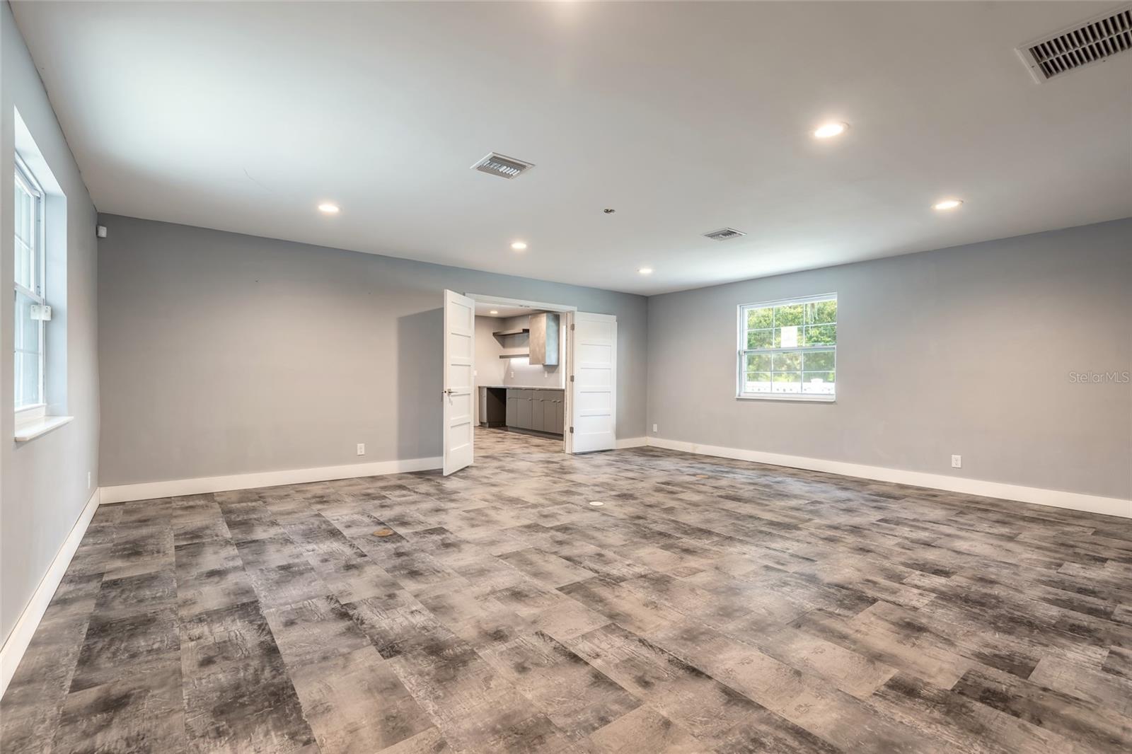 TOMOKA FARMS - Residential