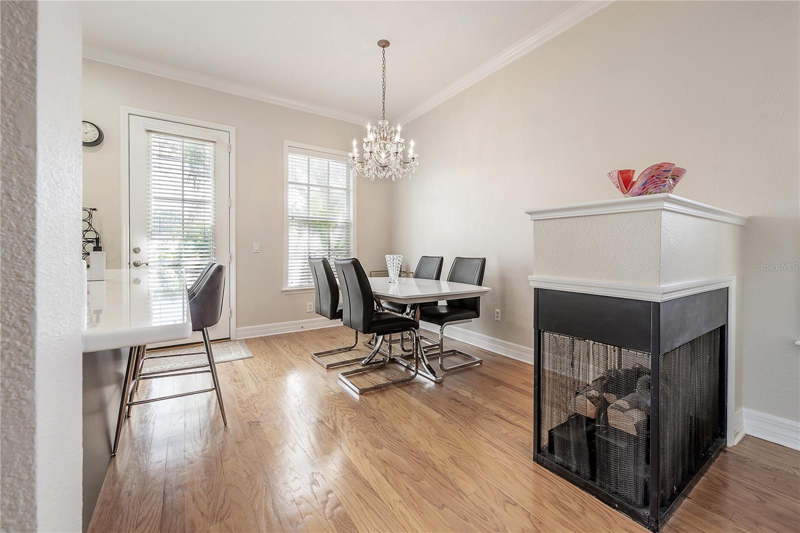 HANSEN MANOR TWNHMS - Residential Lease