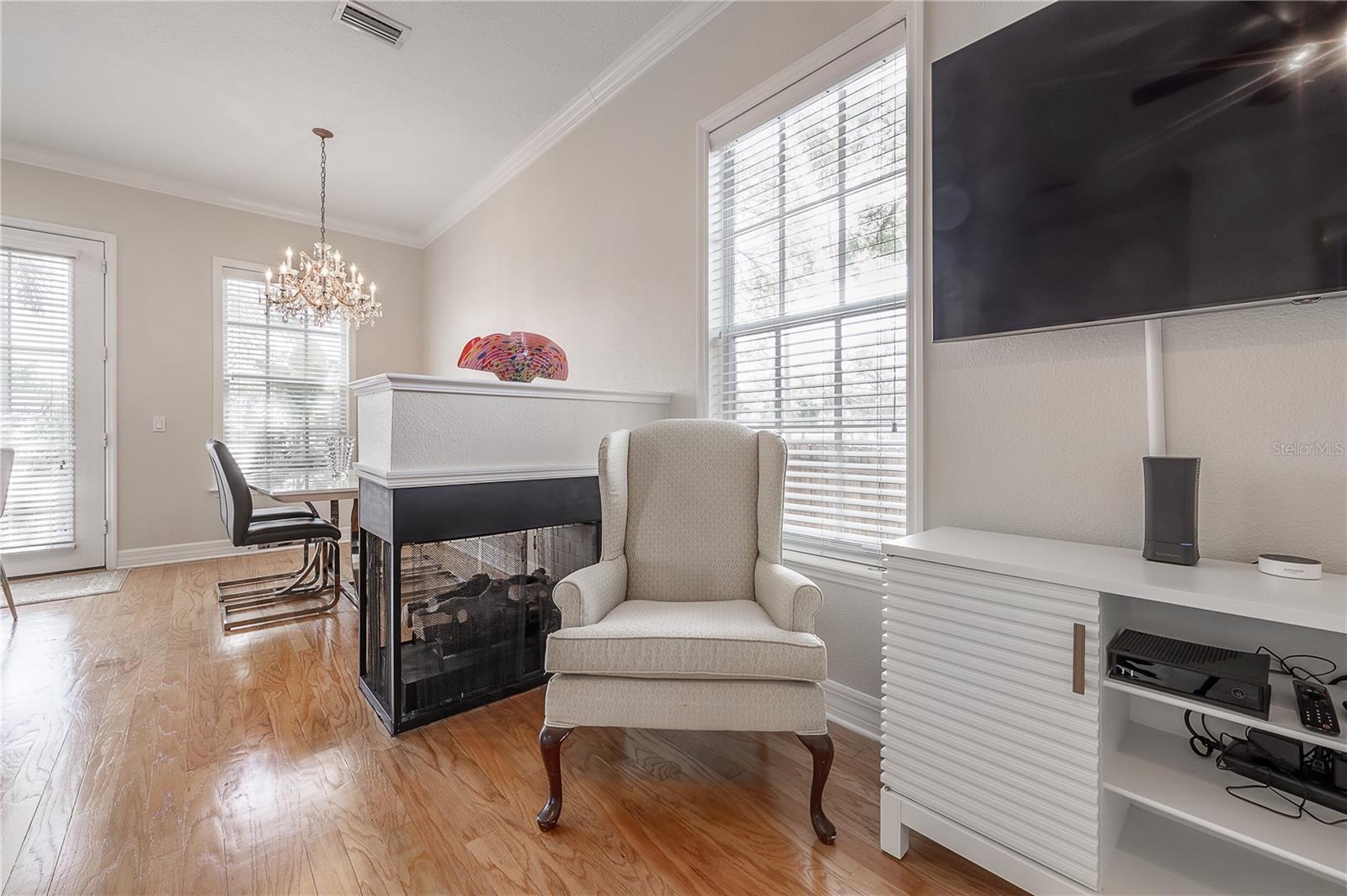 HANSEN MANOR TWNHMS - Residential Lease