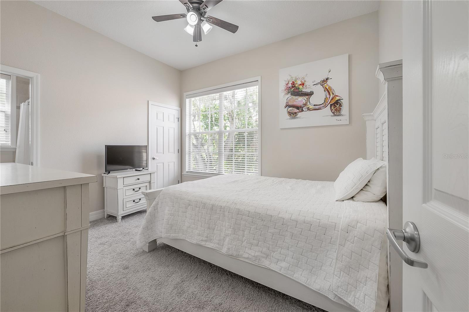 HANSEN MANOR TWNHMS - Residential Lease