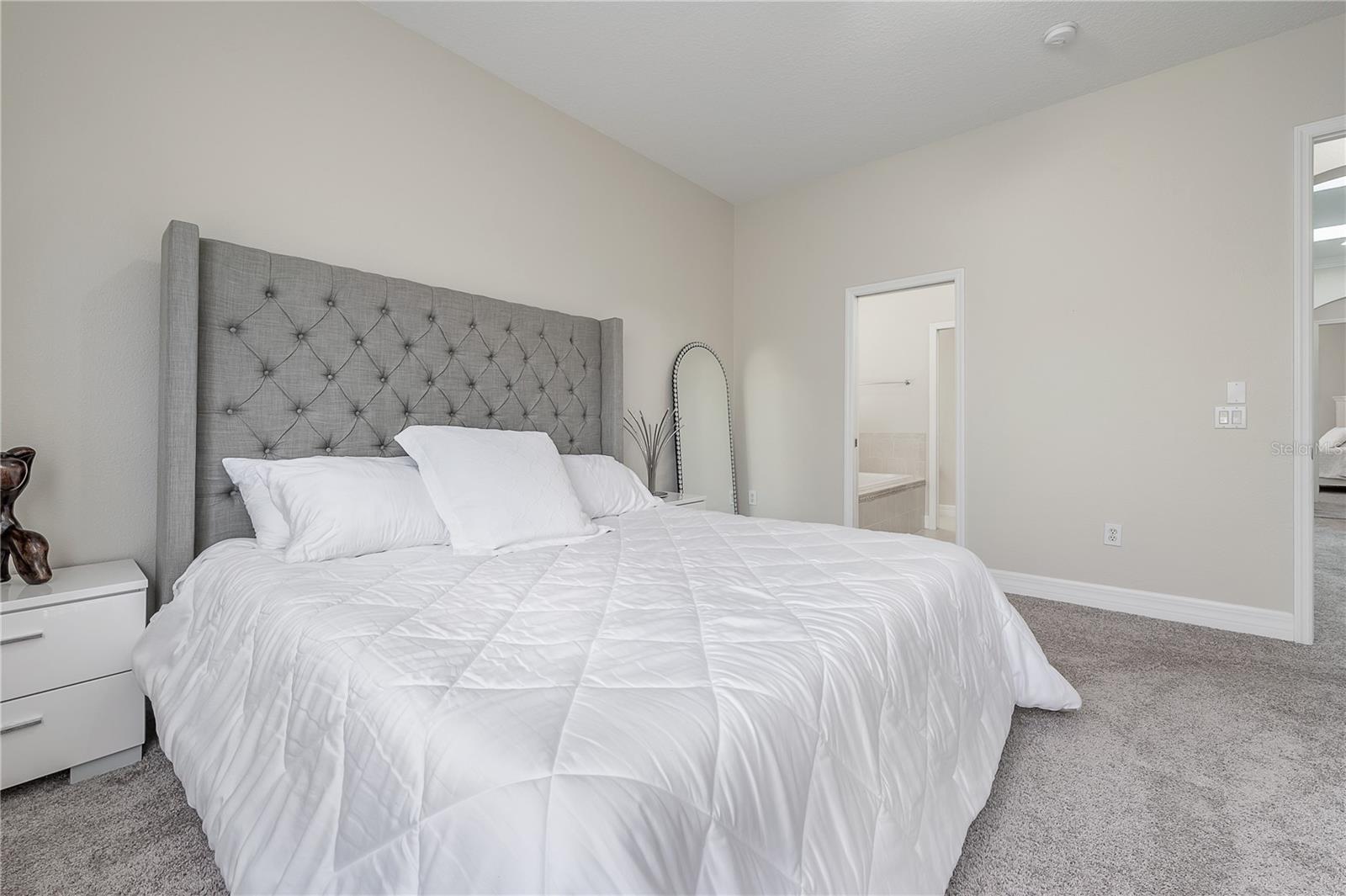 HANSEN MANOR TWNHMS - Residential Lease