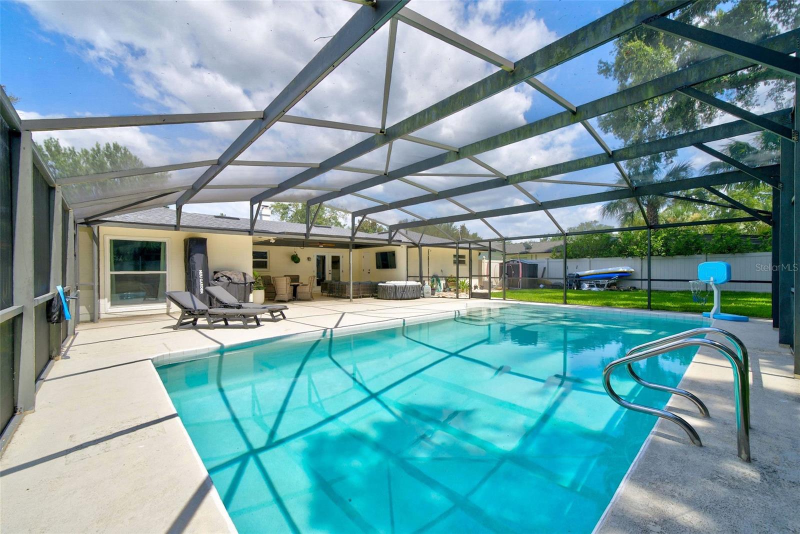 WINTER PARK PINES - Residential