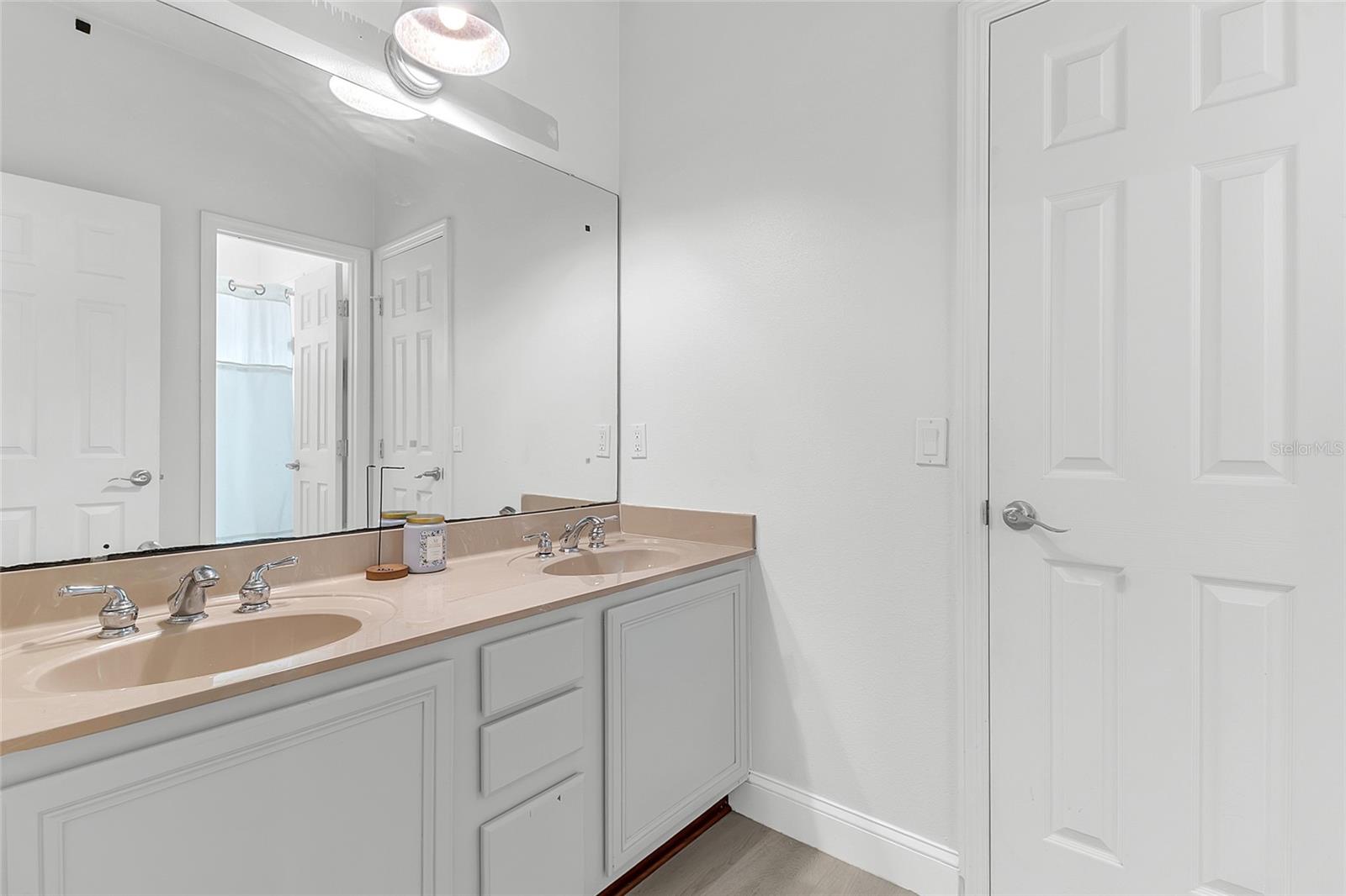 BELLALAGO PH 3 - Residential
