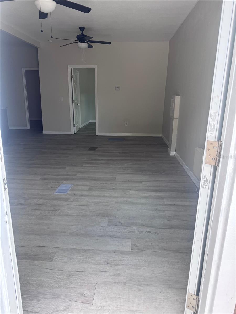 TARPON HEIGHTS SEC C LOTS 12 AND 13 AND TARPON HEI - Residential Lease