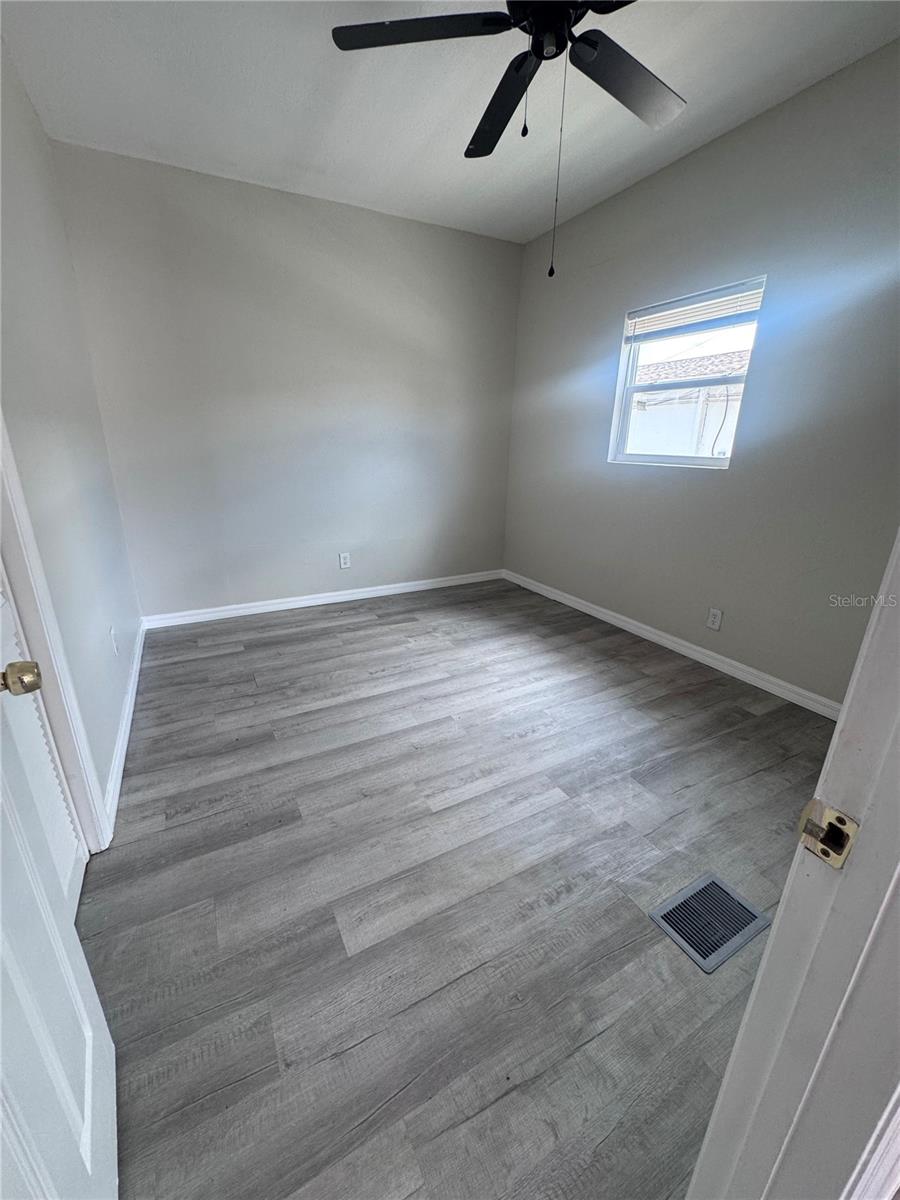 TARPON HEIGHTS SEC C LOTS 12 AND 13 AND TARPON HEI - Residential Lease