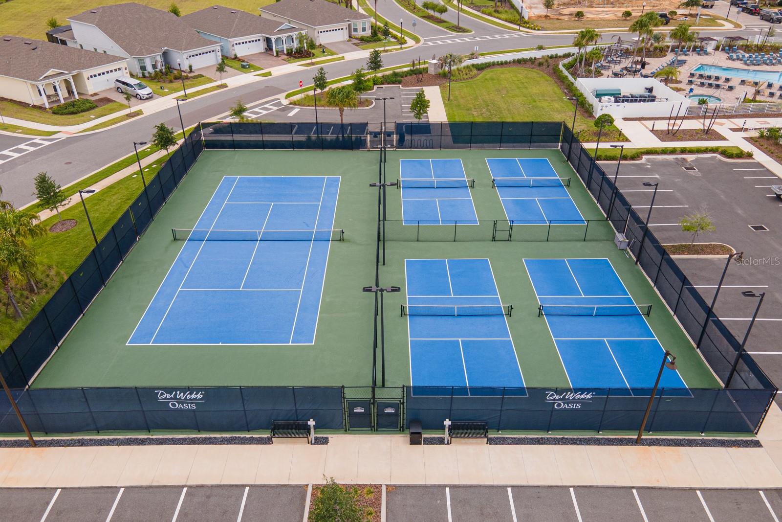 DEL WEBB OASIS PHASE 2 - Residential