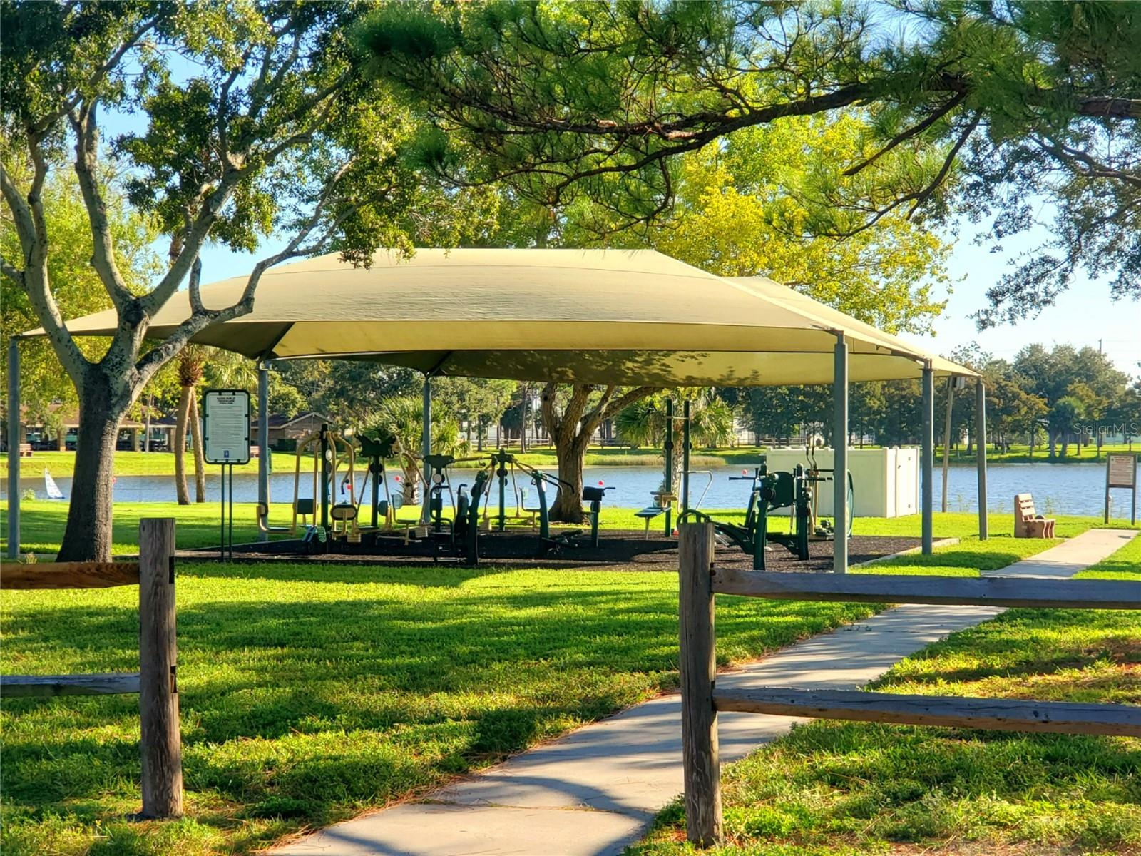 SPRINGWOOD VILLAS - Residential