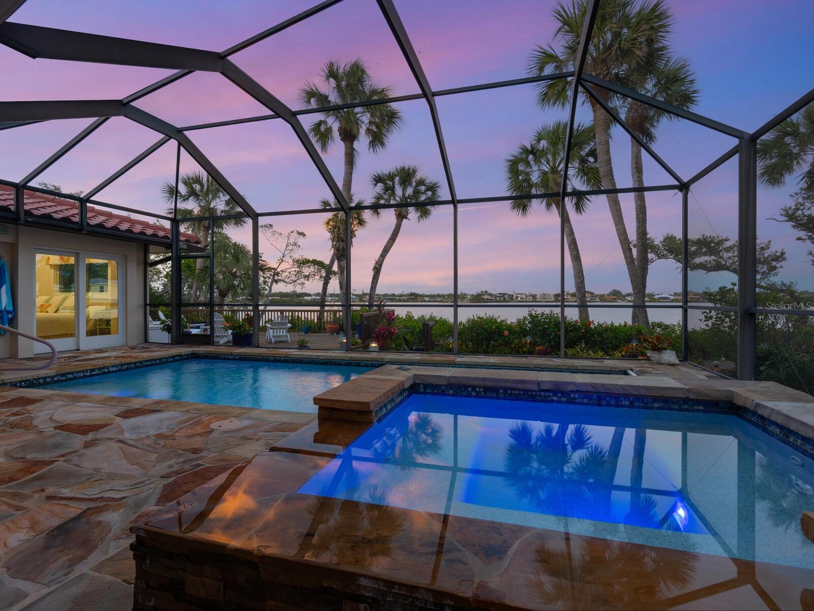 CASEY KEY - Residential