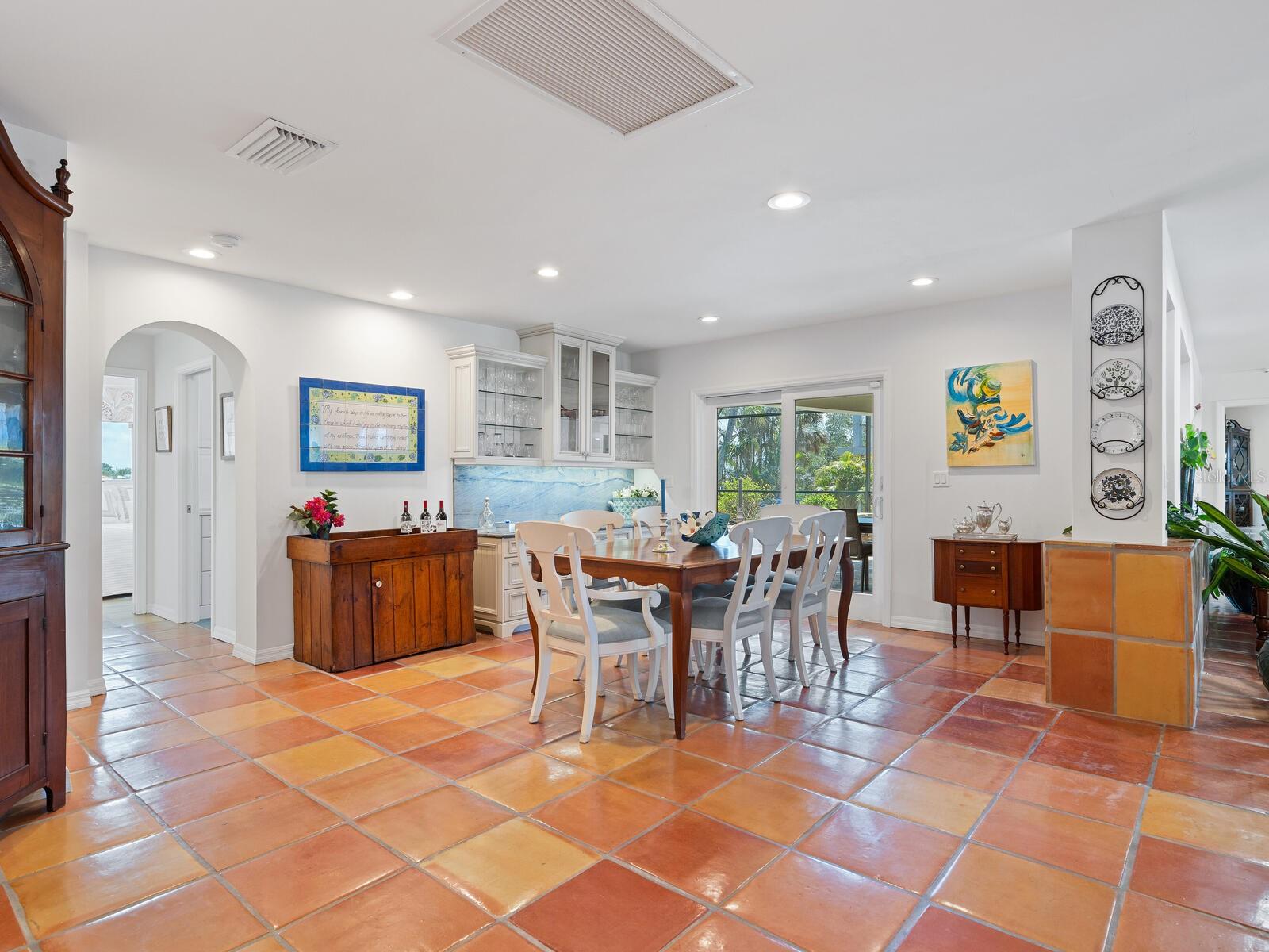 CASEY KEY - Residential