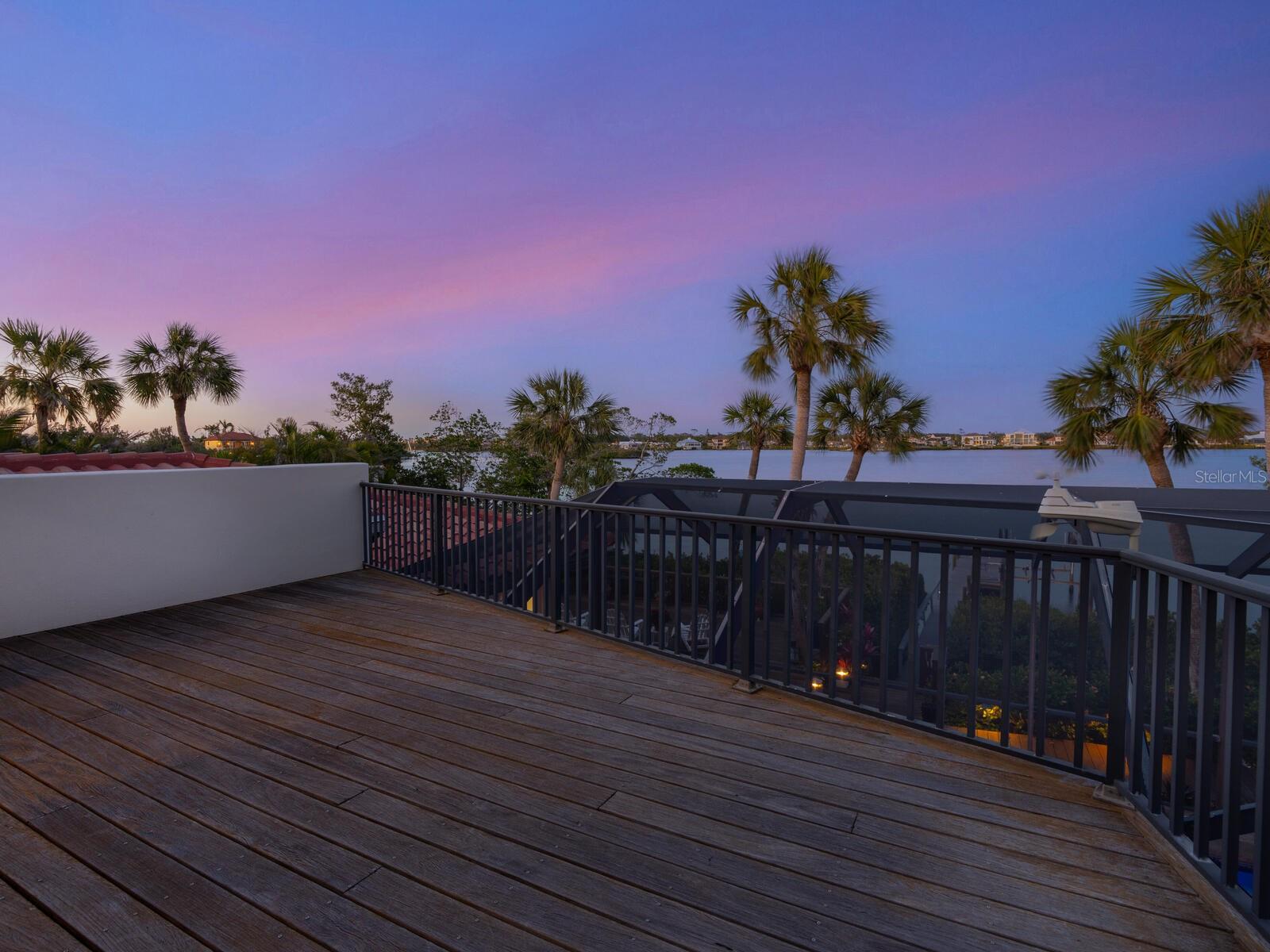CASEY KEY - Residential