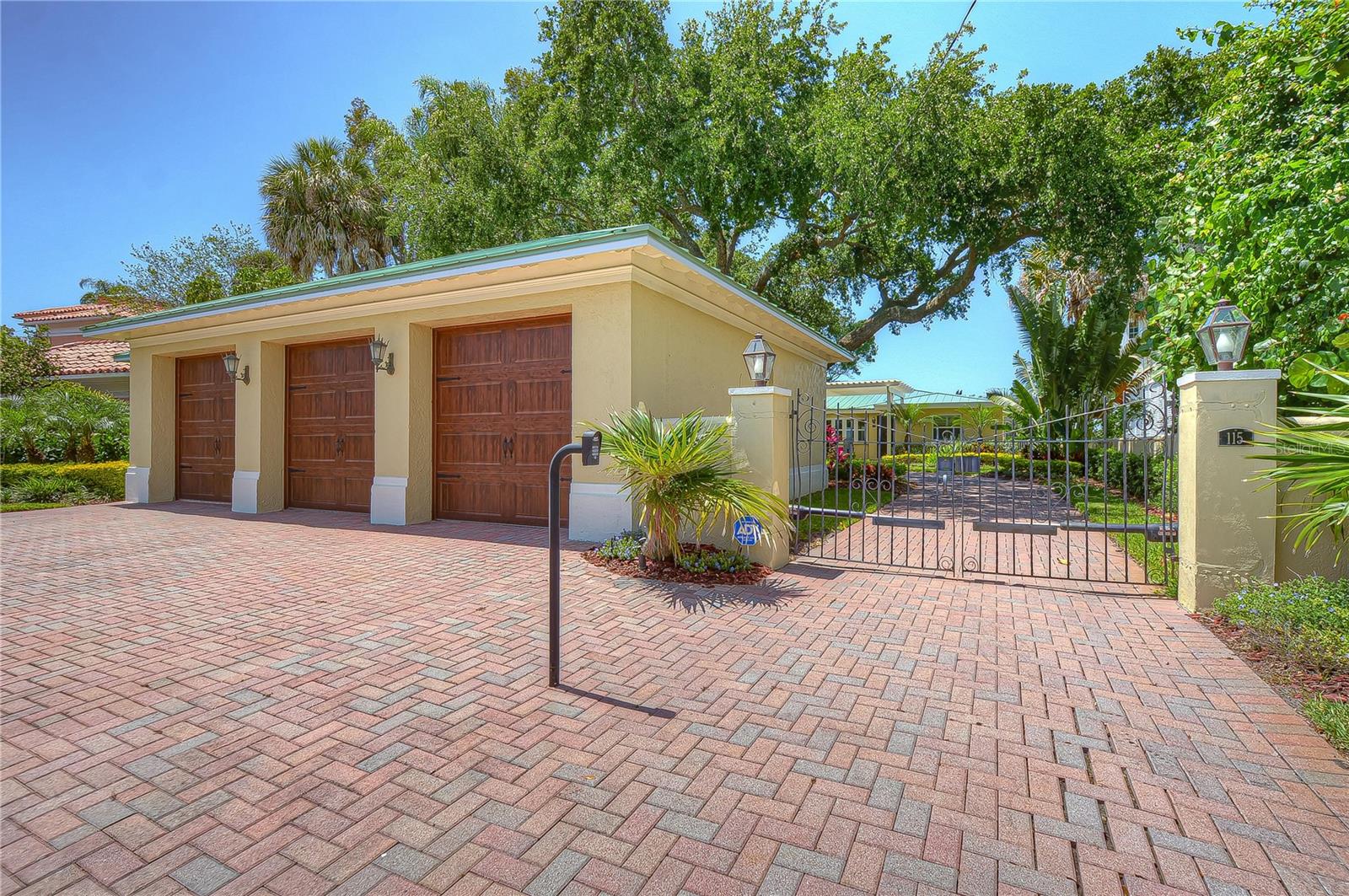 DUNEDIN ISLES 1 - Residential