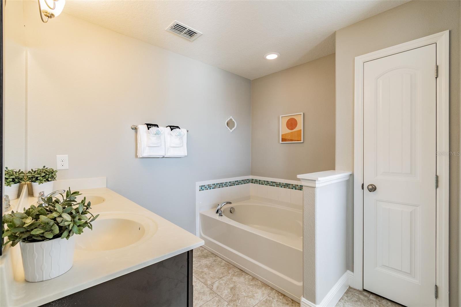 OAKMONT PH 01, SOLTERRA - Residential