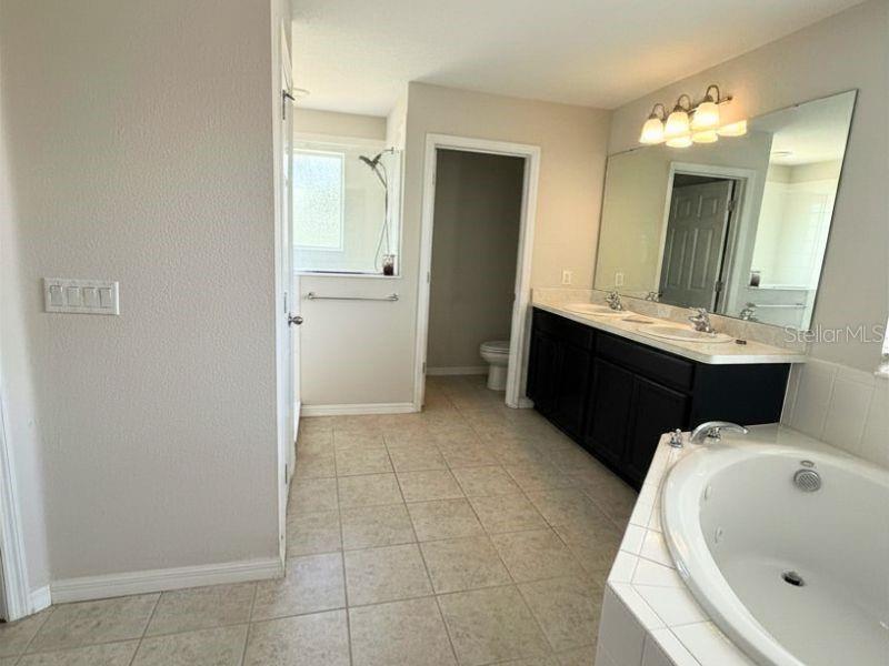 MIRROR LAKE VILLAGE - Residential