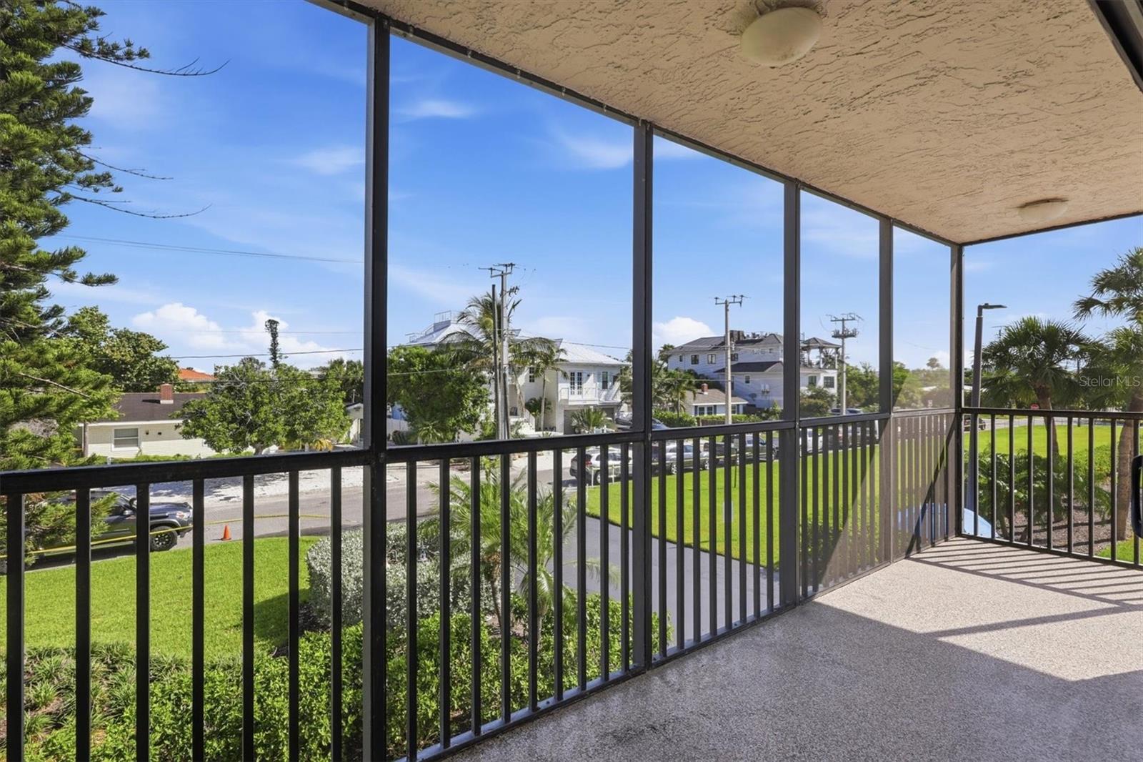 LIDO TOWERS - Residential
