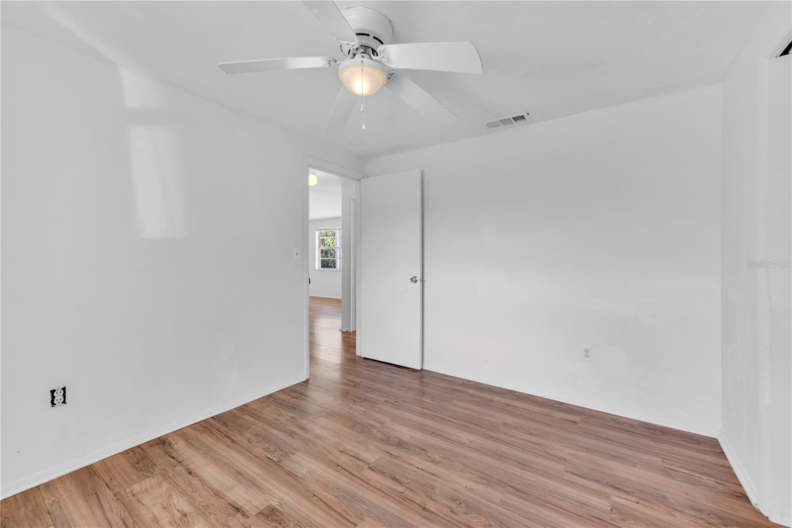 HILLANDALE - Residential