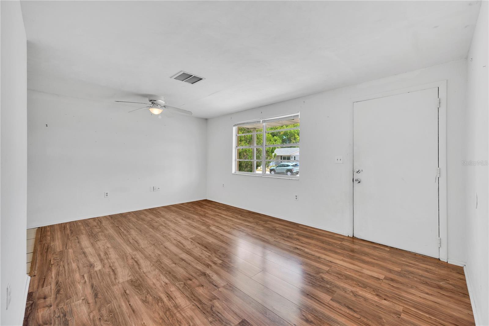 HILLANDALE - Residential