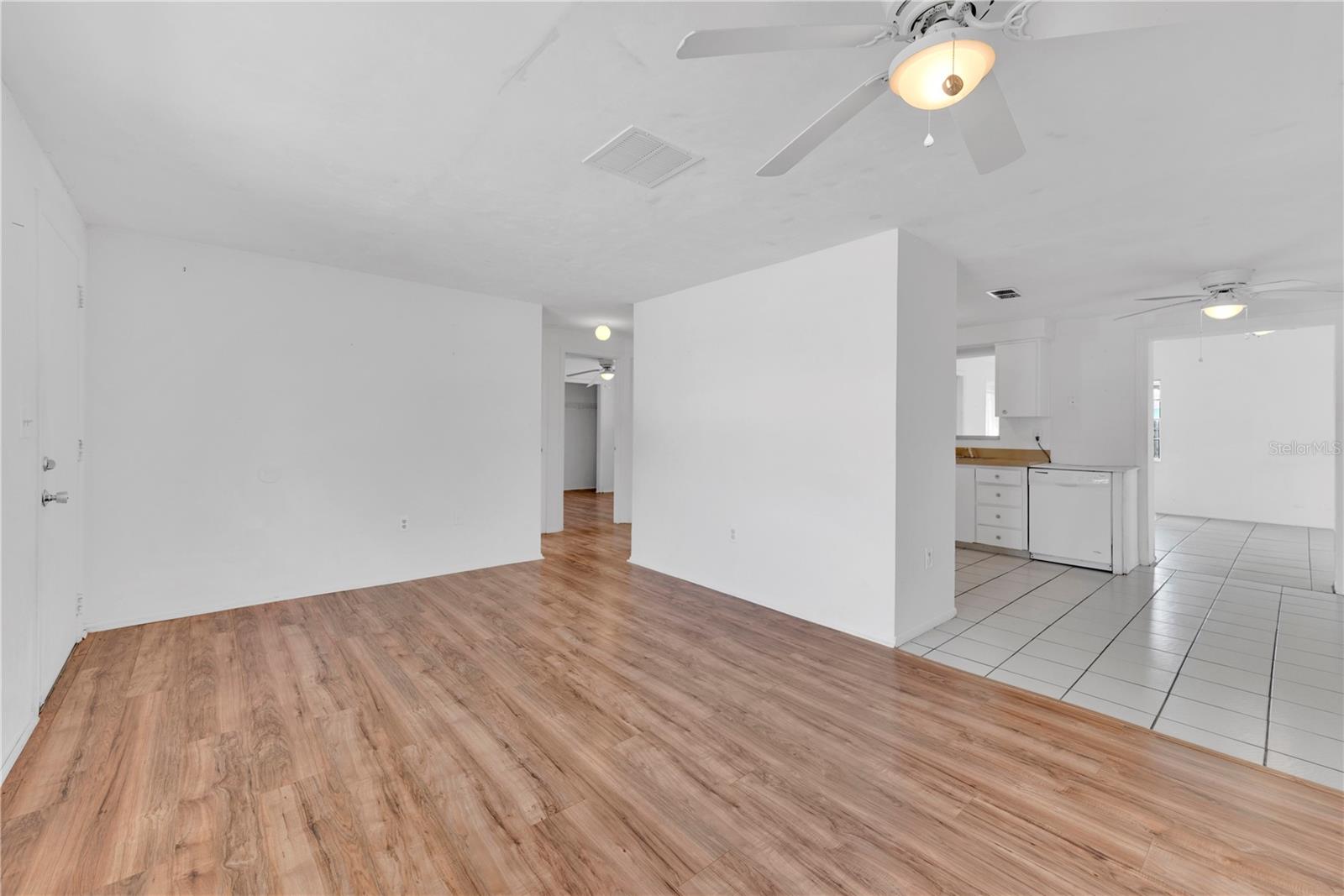 HILLANDALE - Residential