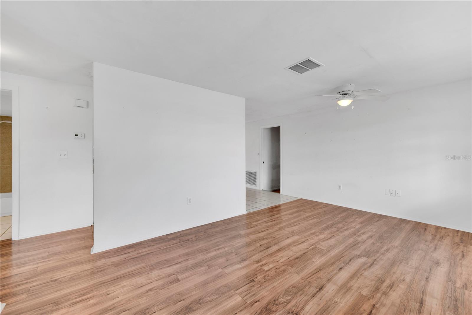 HILLANDALE - Residential