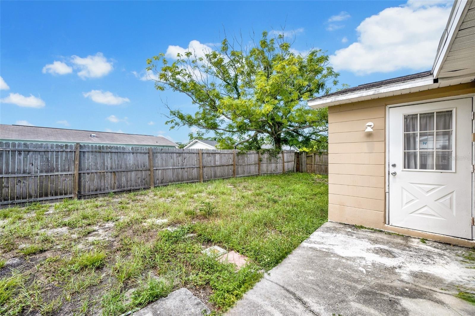 HILLANDALE - Residential