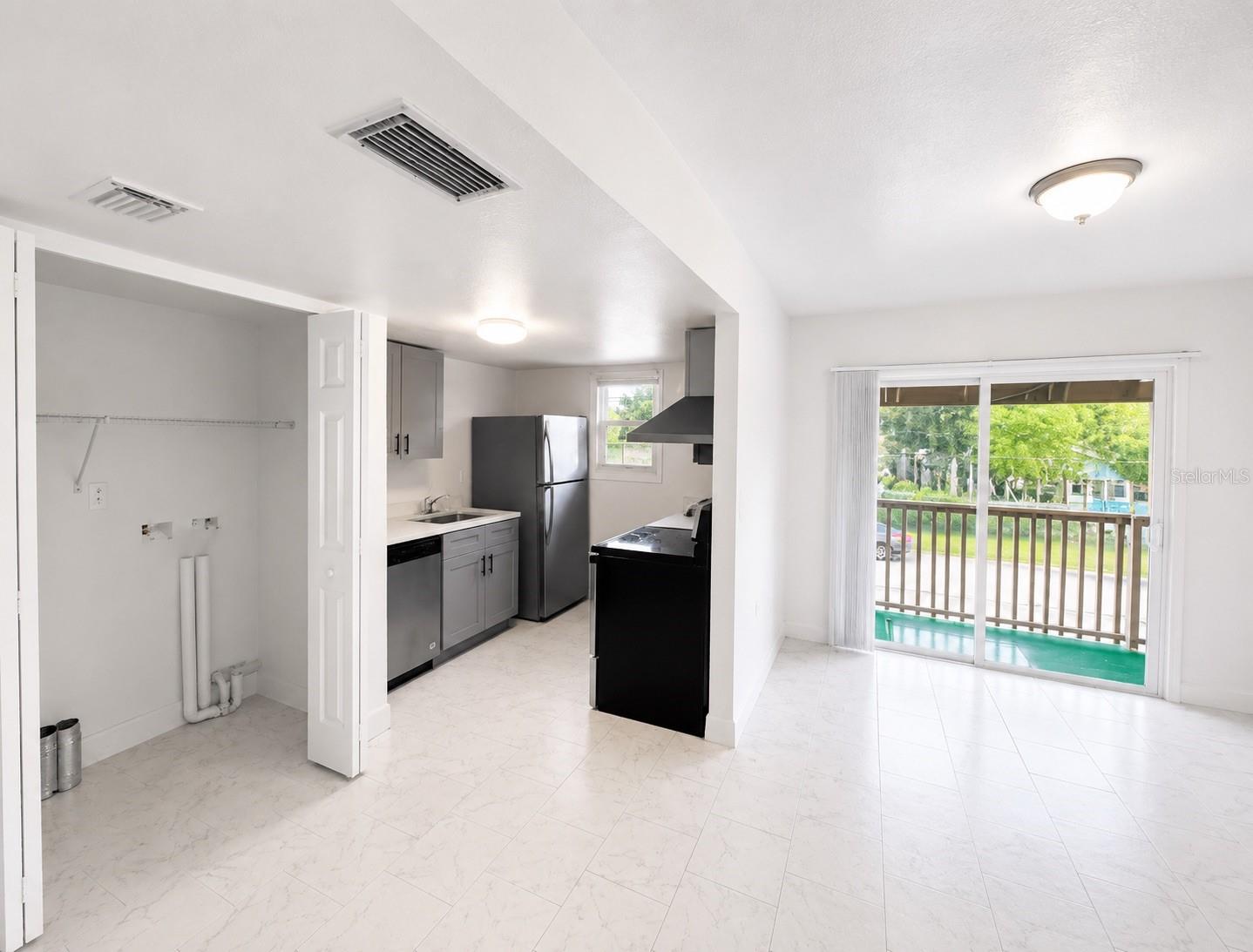CATALINA ISLES CONDO - Residential