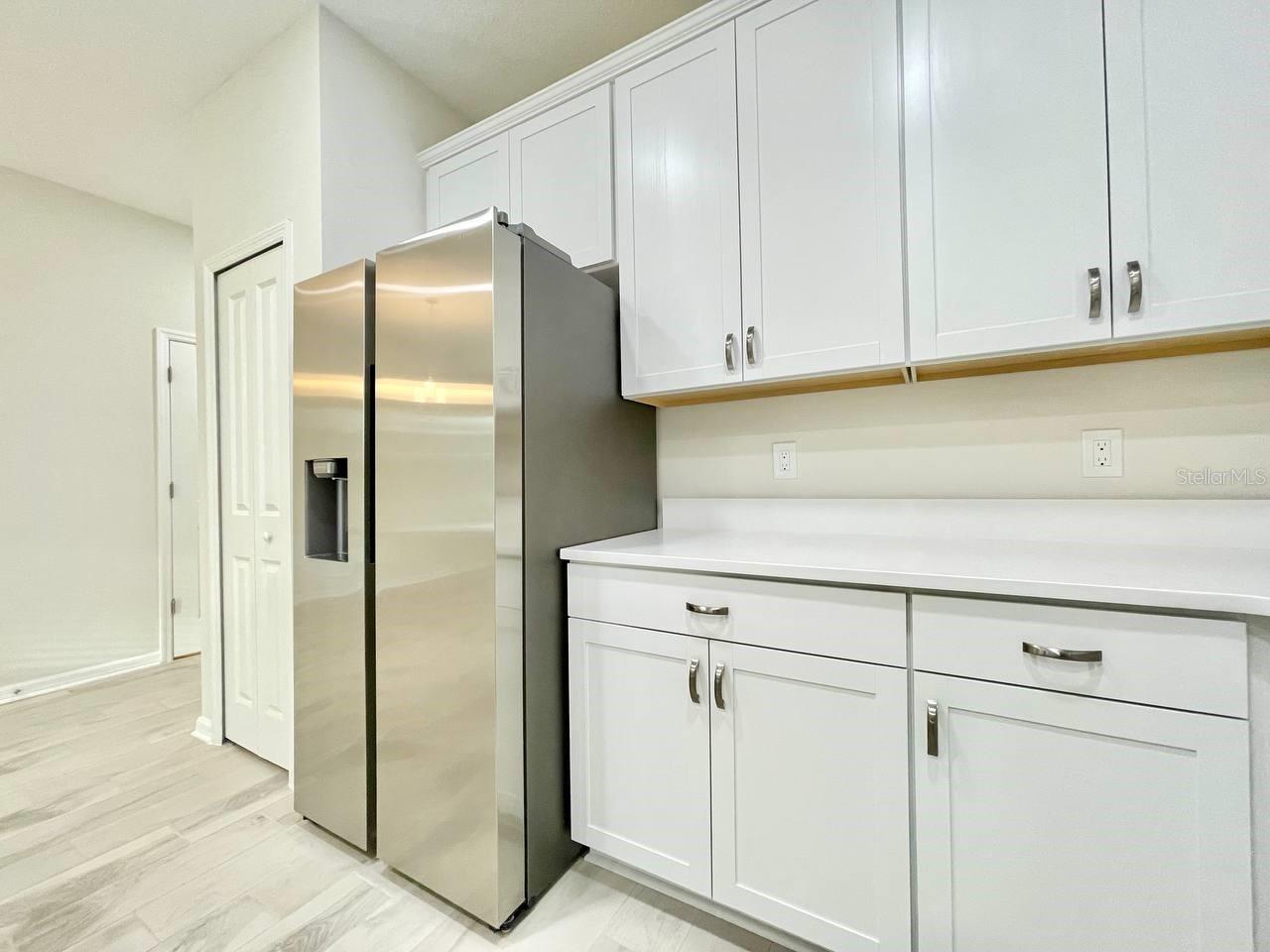 CALUSA CREEK TOWNHOMES - Residential Lease