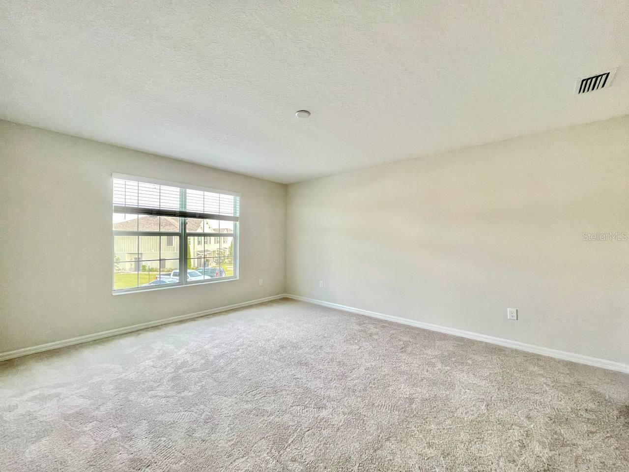CALUSA CREEK TOWNHOMES - Residential Lease