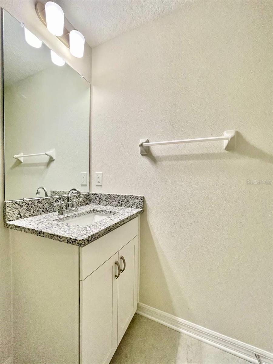 CALUSA CREEK TOWNHOMES - Residential Lease