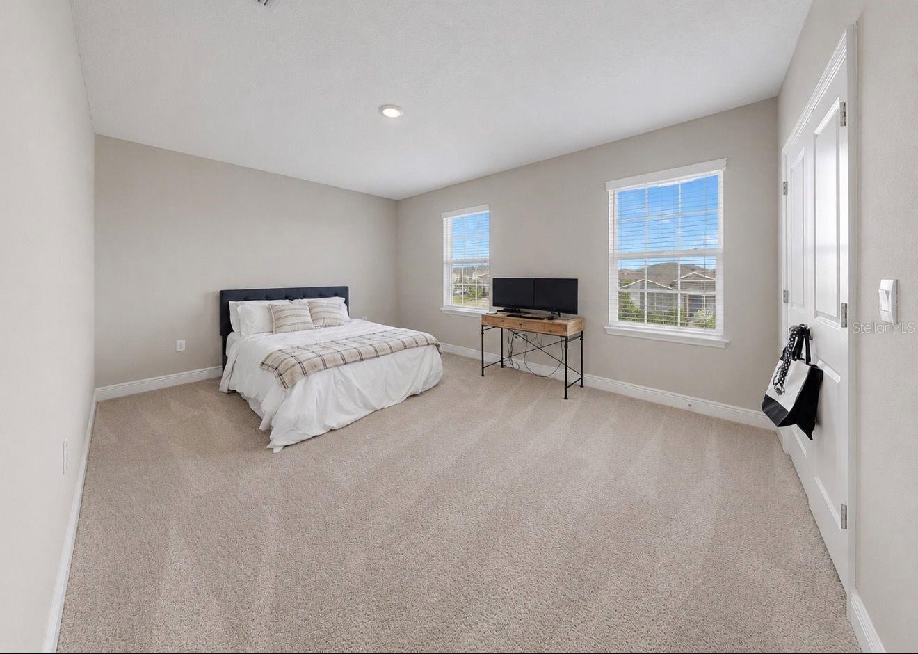 MANGROVE MANOR PH 1 - Residential