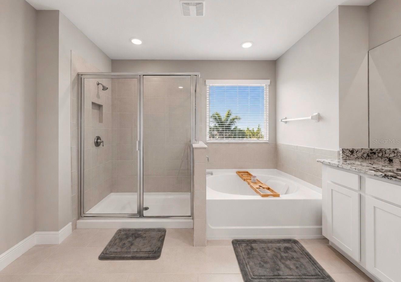 MANGROVE MANOR PH 1 - Residential