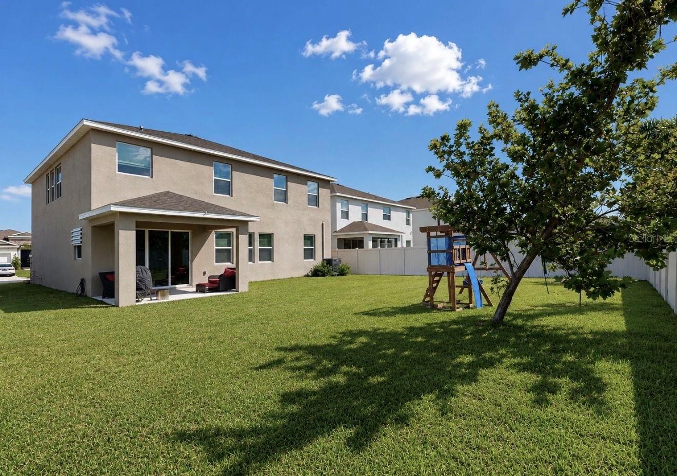 MANGROVE MANOR PH 1 - Residential