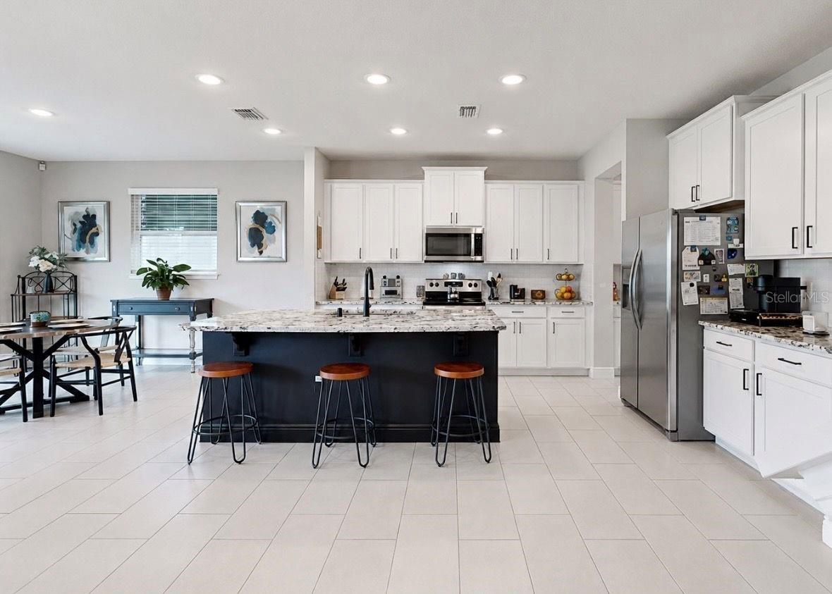 MANGROVE MANOR PH 1 - Residential