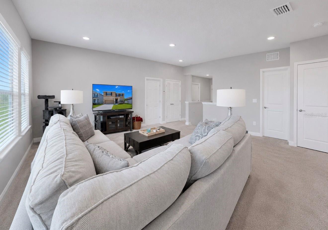 MANGROVE MANOR PH 1 - Residential