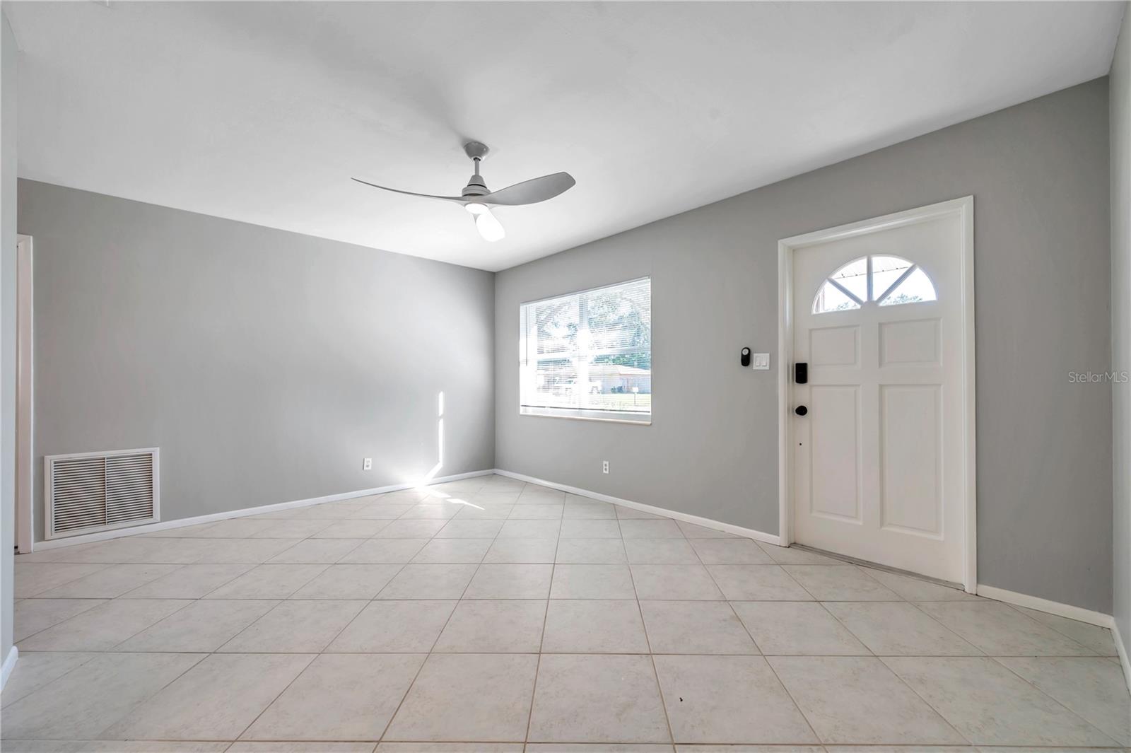 PINE GROVE ESTATES - Residential Lease