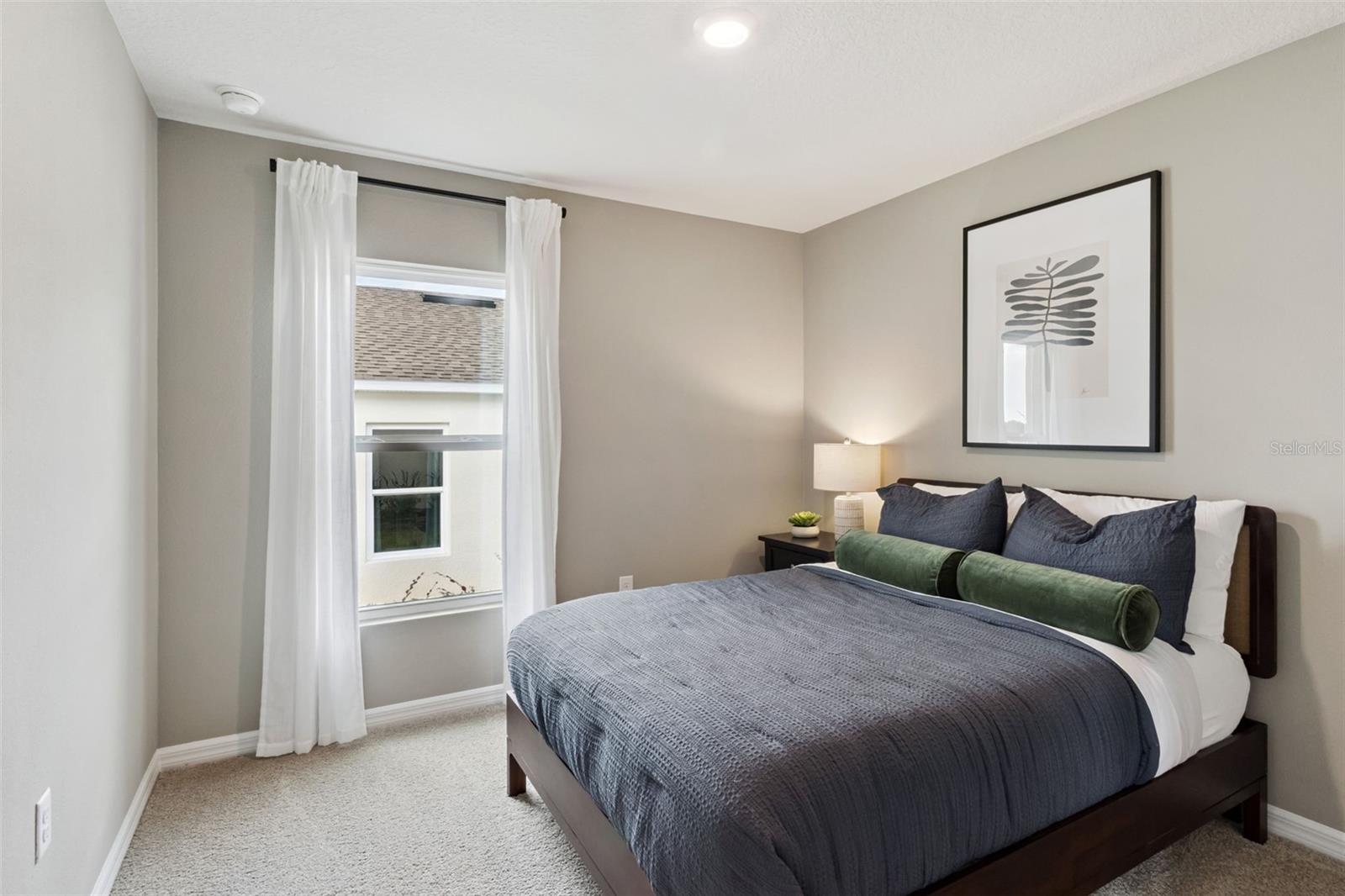 MAGNOLIA POINTE - Residential