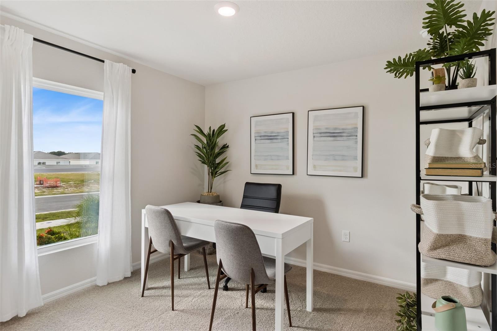 MAGNOLIA POINTE - Residential