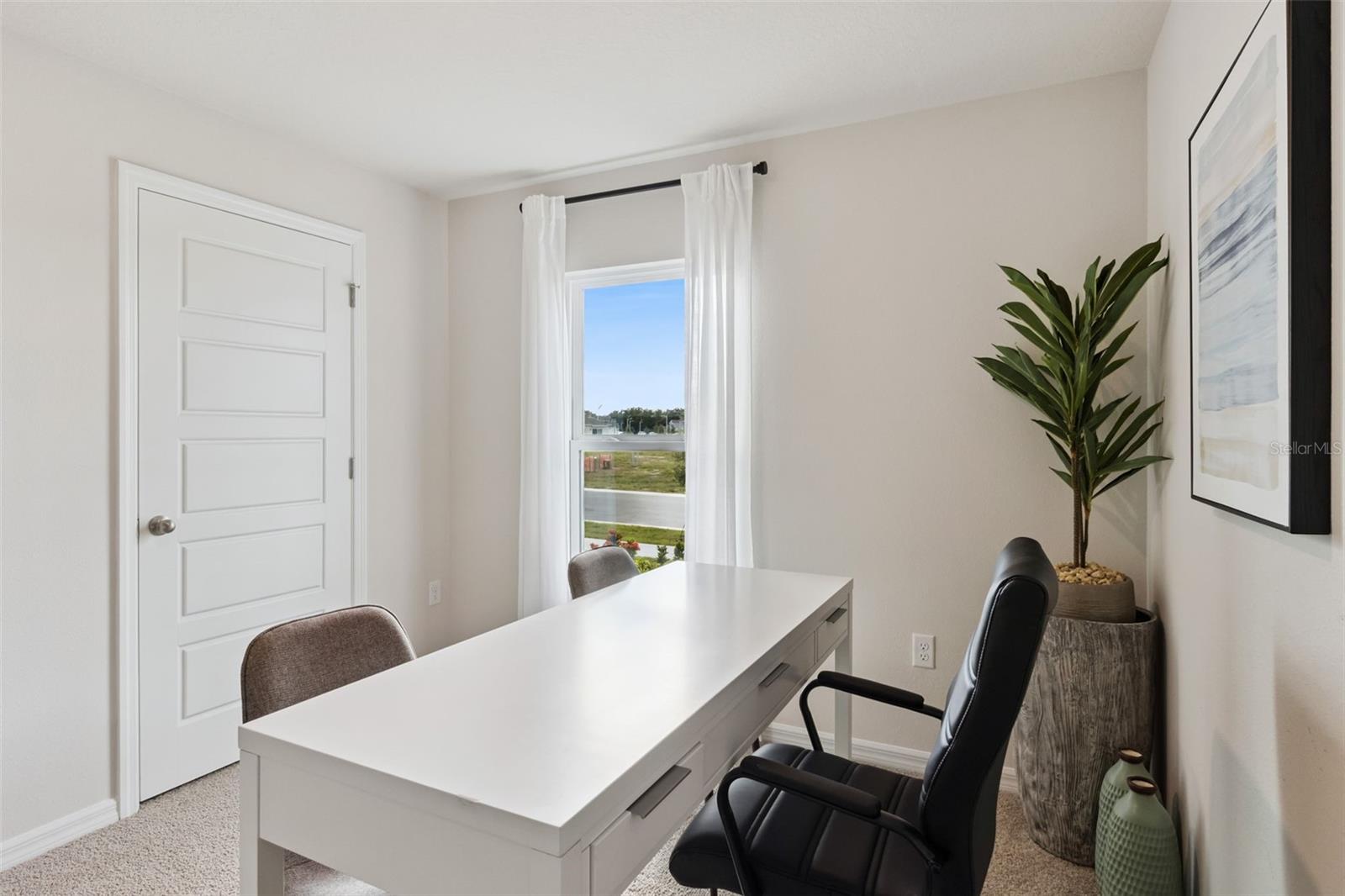 MAGNOLIA POINTE - Residential
