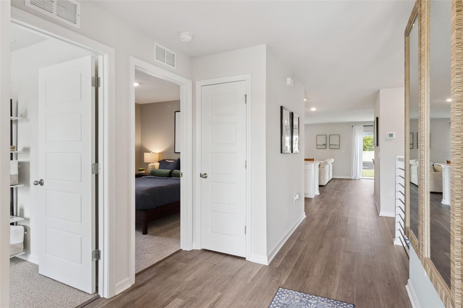 MAGNOLIA POINTE - Residential