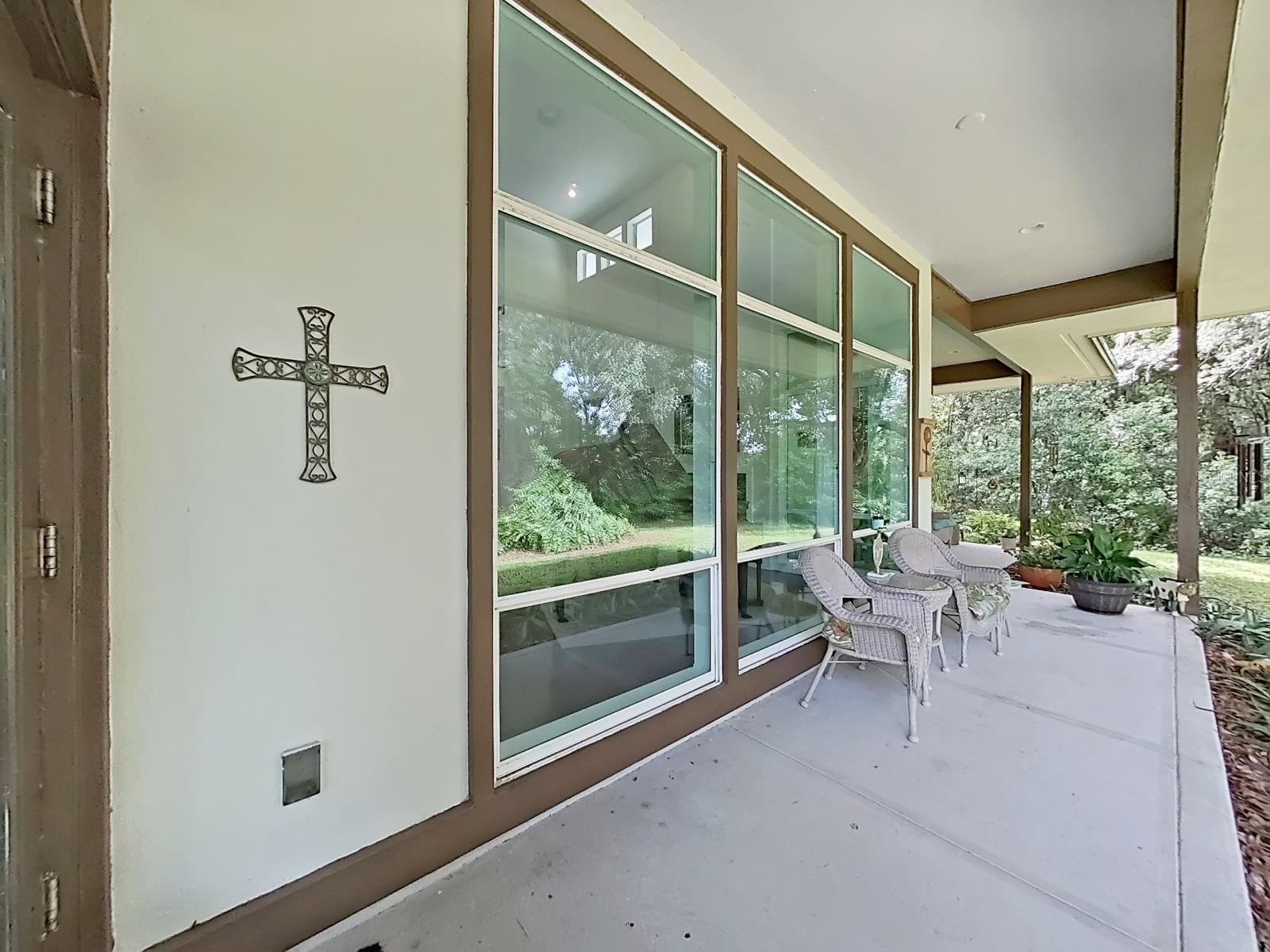 SCANLON COUNTRY ESTATES - Residential