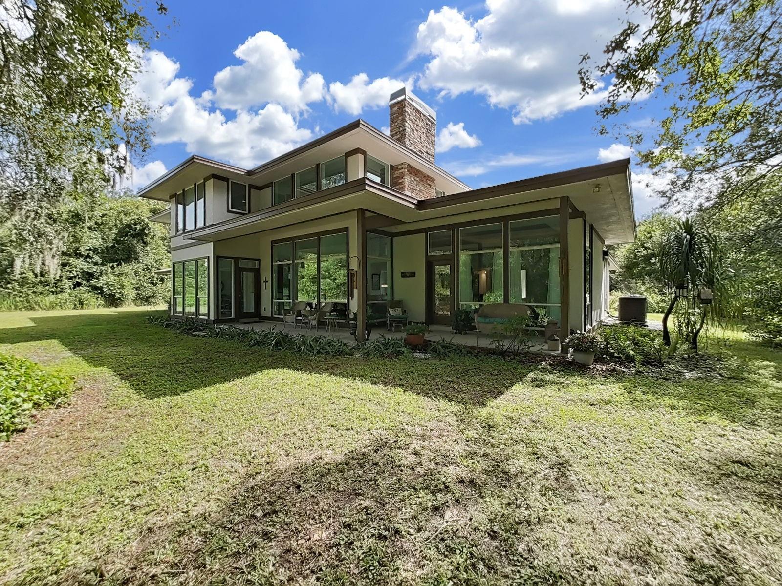 SCANLON COUNTRY ESTATES - Residential