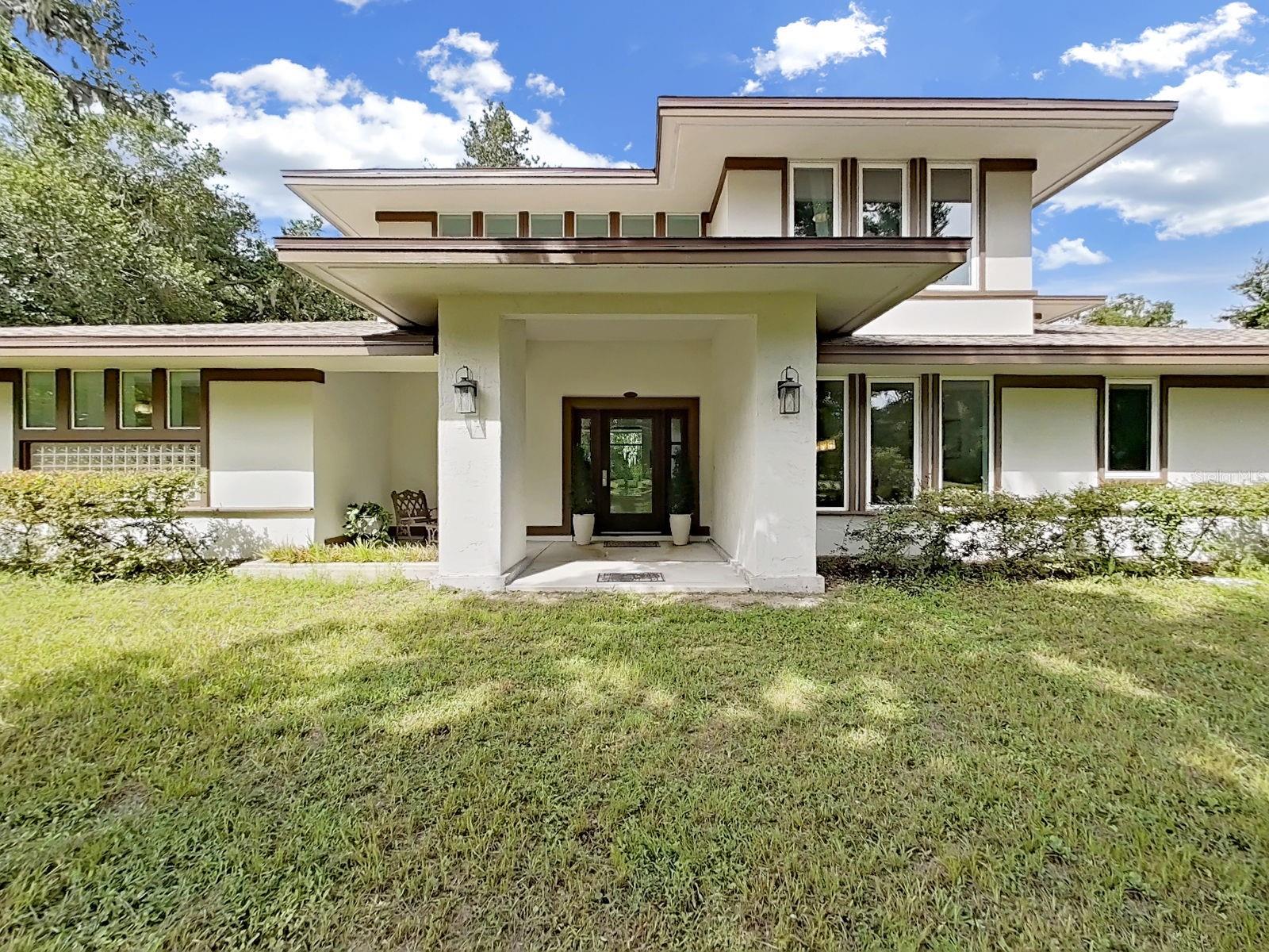 SCANLON COUNTRY ESTATES - Residential