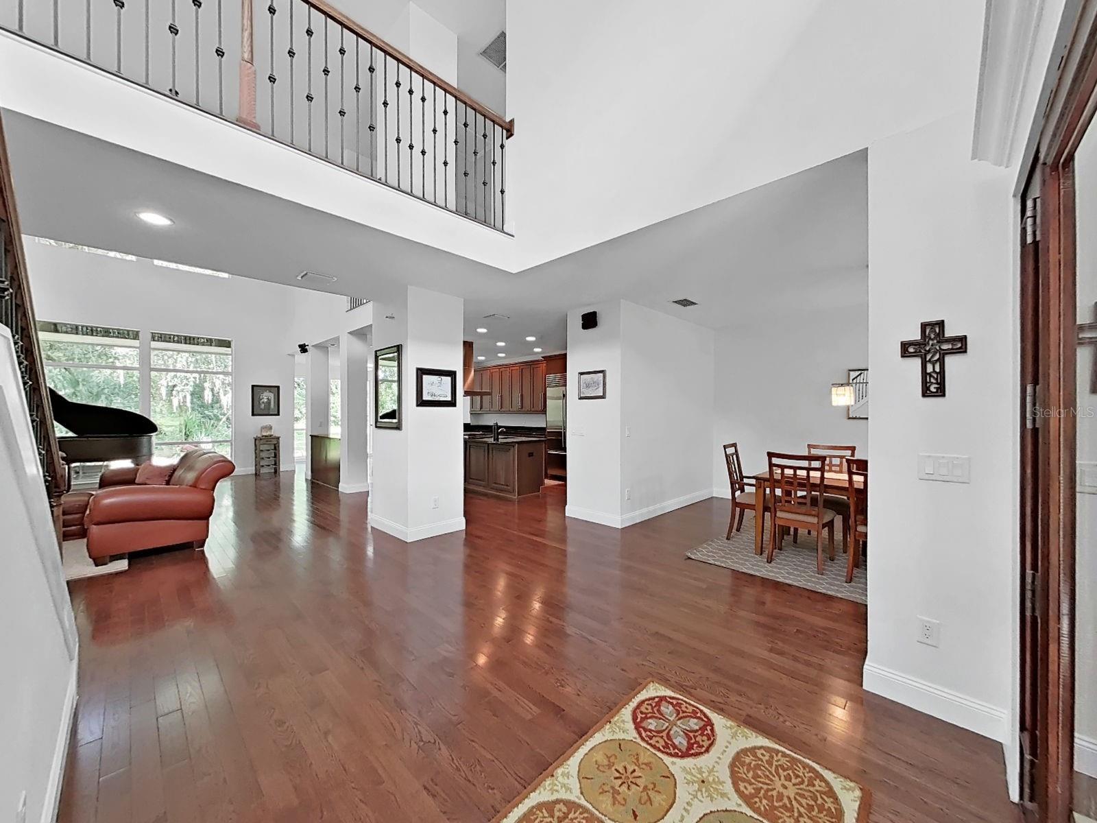 SCANLON COUNTRY ESTATES - Residential