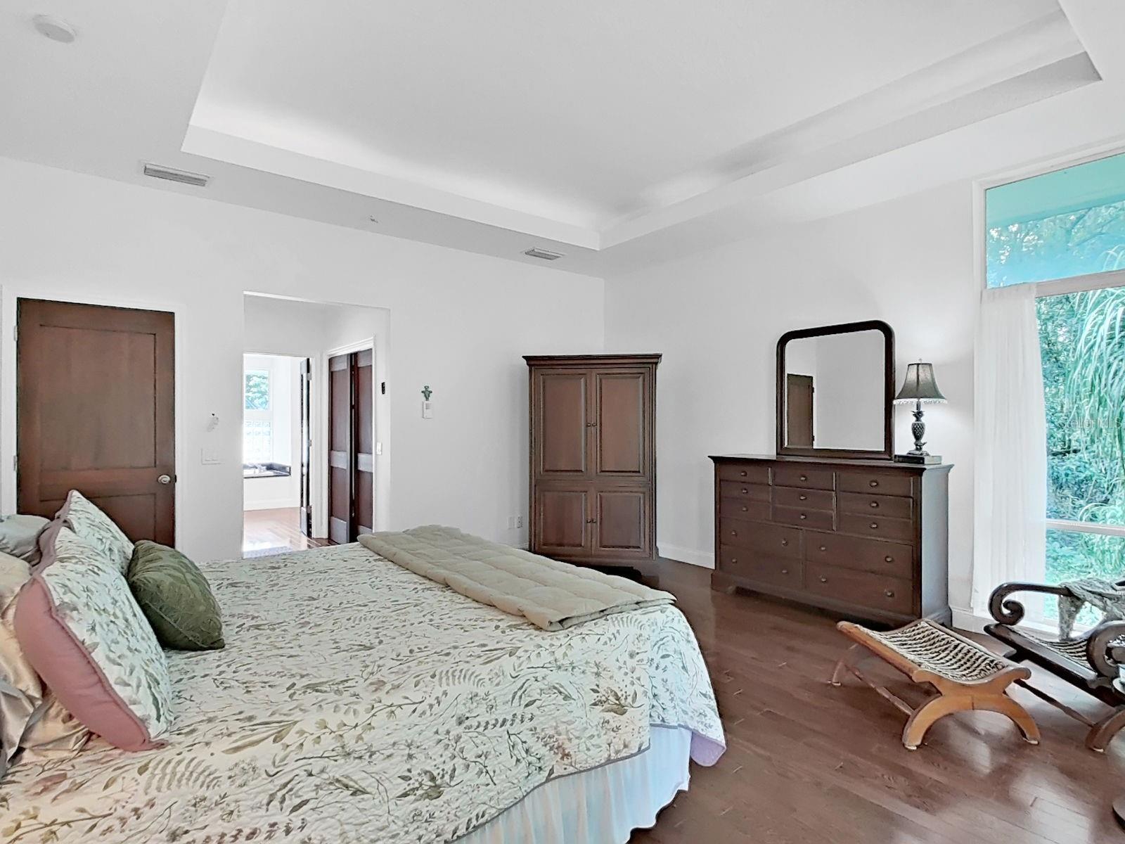 SCANLON COUNTRY ESTATES - Residential