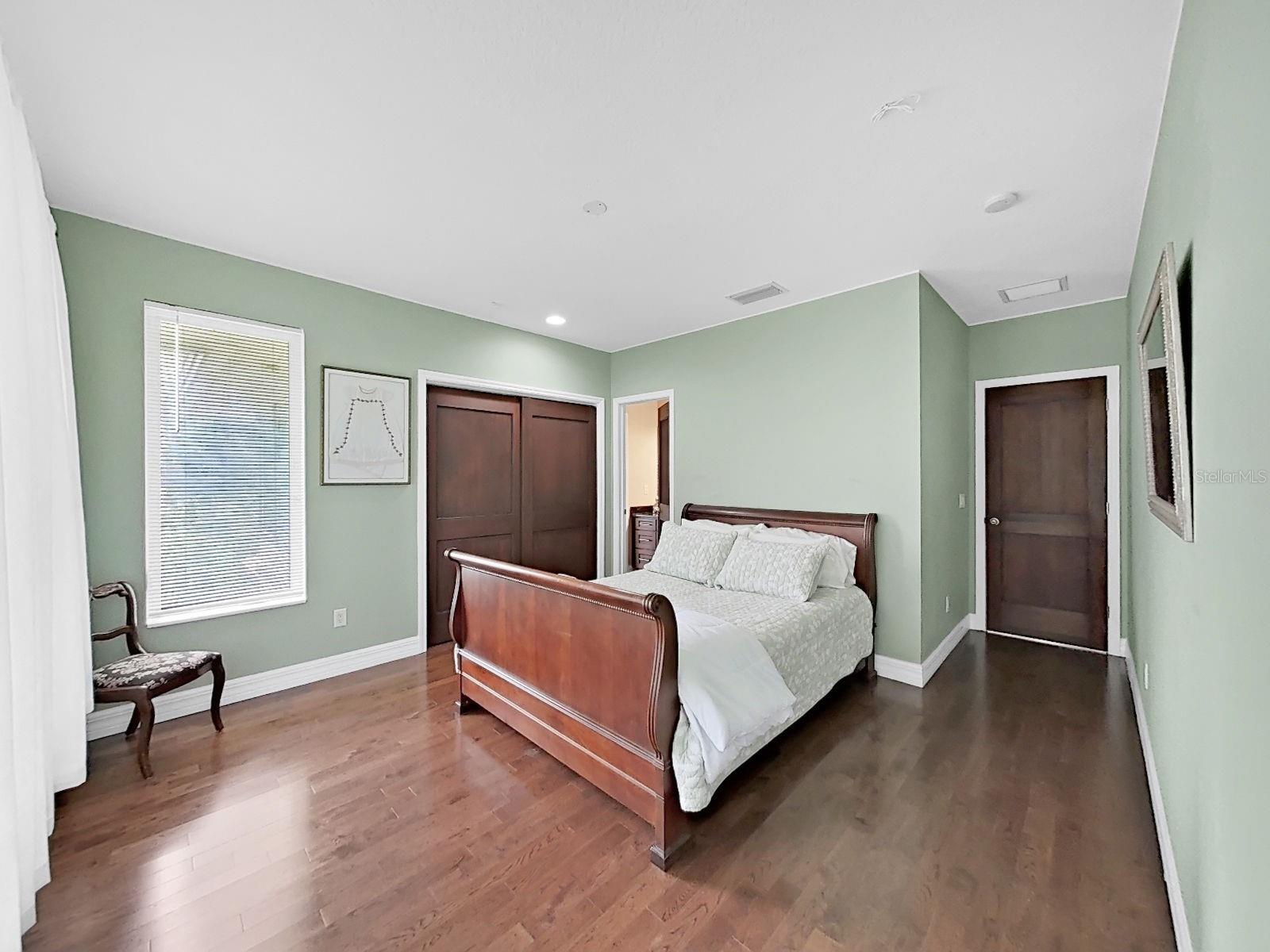 SCANLON COUNTRY ESTATES - Residential