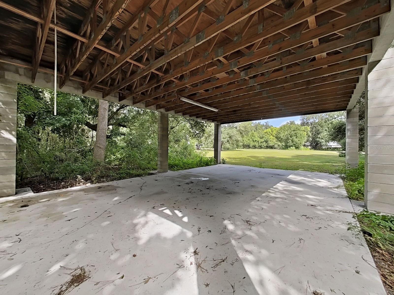 SCANLON COUNTRY ESTATES - Residential