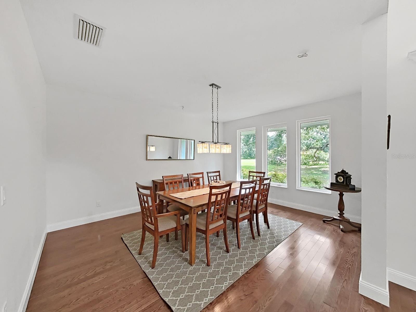 SCANLON COUNTRY ESTATES - Residential