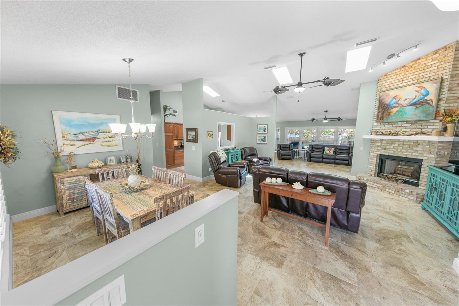 OCEANSIDE VILLAGE - Residential
