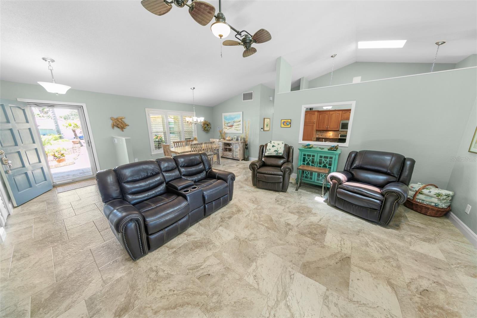 OCEANSIDE VILLAGE - Residential