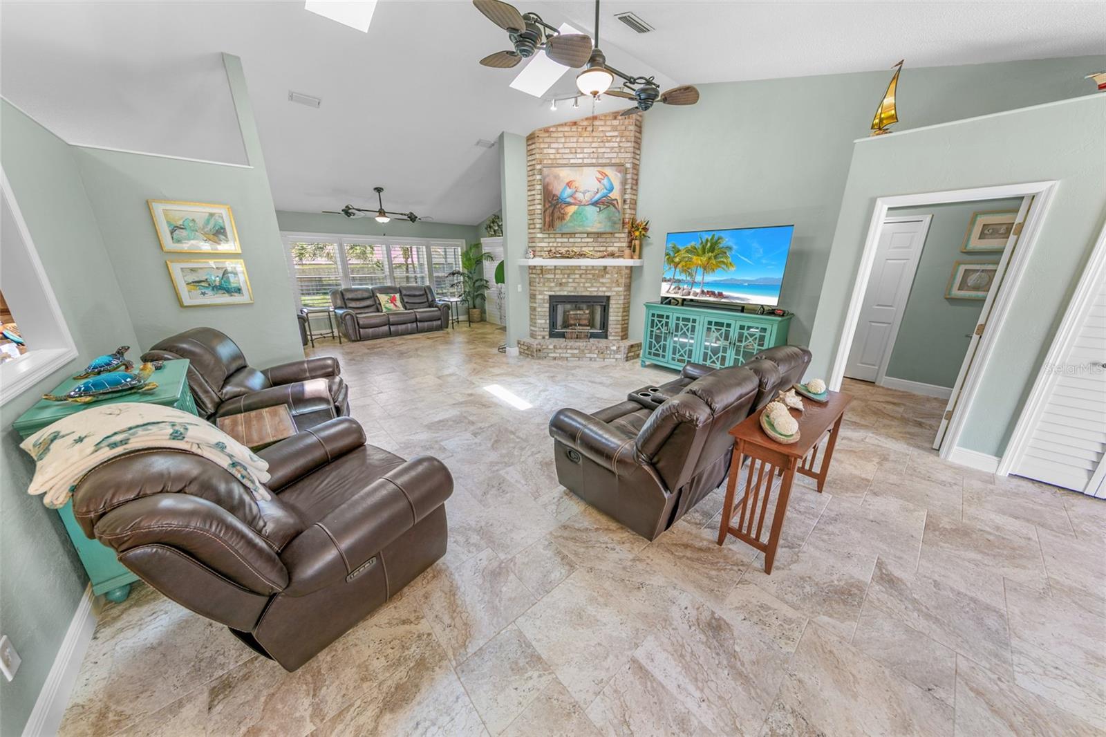 OCEANSIDE VILLAGE - Residential