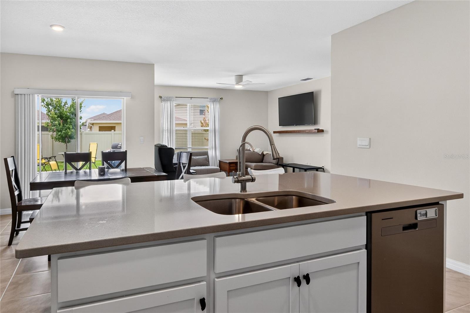 HAWTHORNE PH 1 - Residential