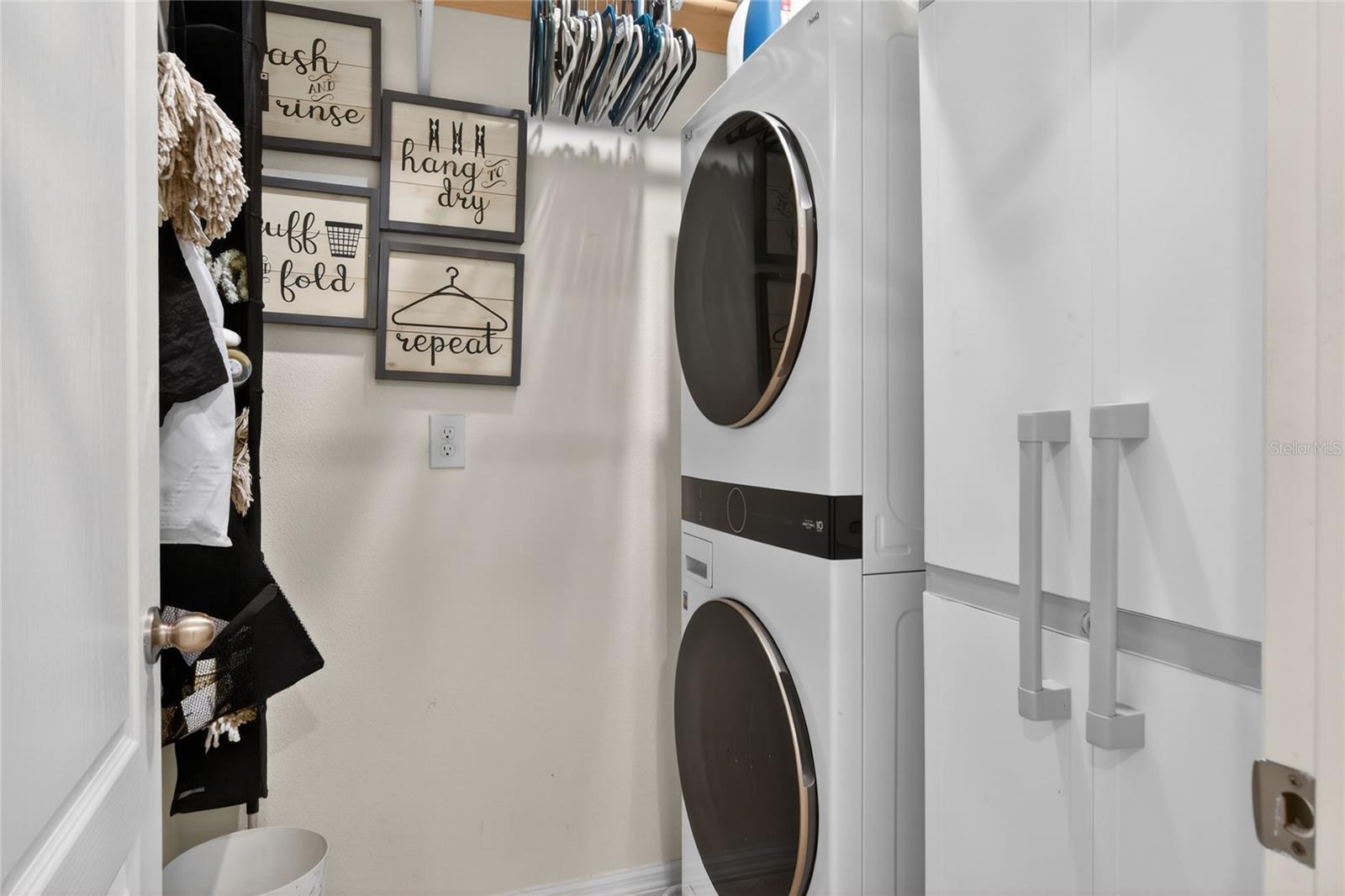 HAWTHORNE PH 1 - Residential